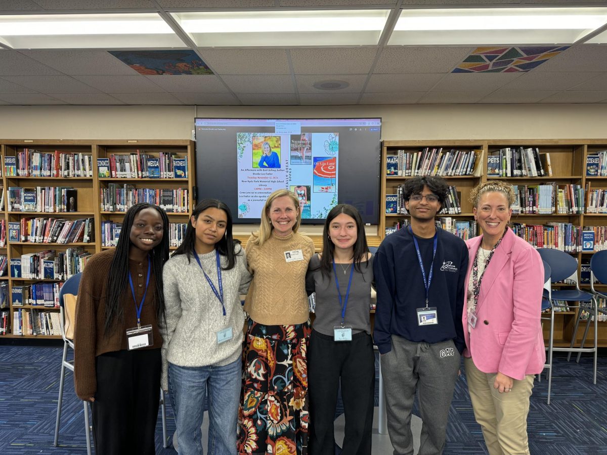 Panelists Deborah Aderibigbe, Madison Washington, Evyn Roliz and Joseph James asked Foster questions ranging from her highschool newspaper to the process in writing her recent novels. (Source by Graham Otton) 